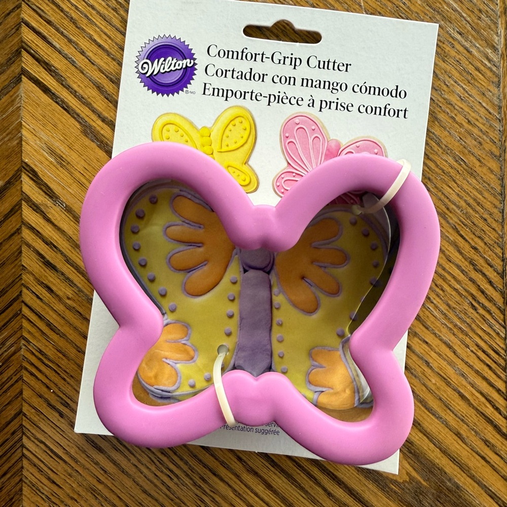Wilton Comfort-Grip Butterfly Cutter